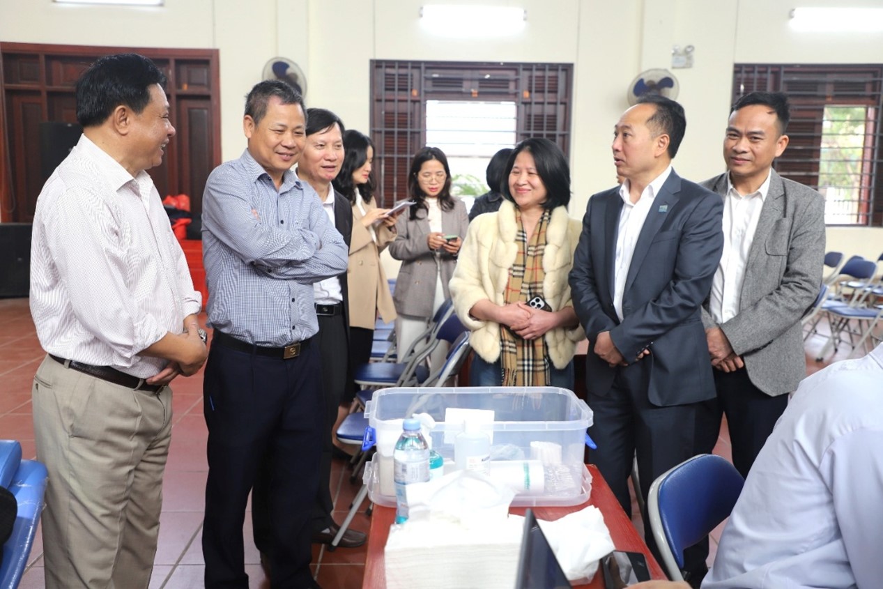 Đoàn công tác cảm ơn chính quyền địa phương đã tạo điều kiện tối đa, vận động người dân và hỗ trợ cho đoàn.